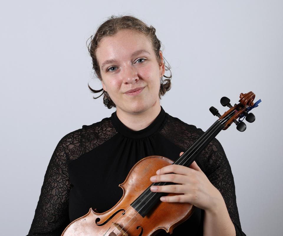 Julie Boková - I. housle