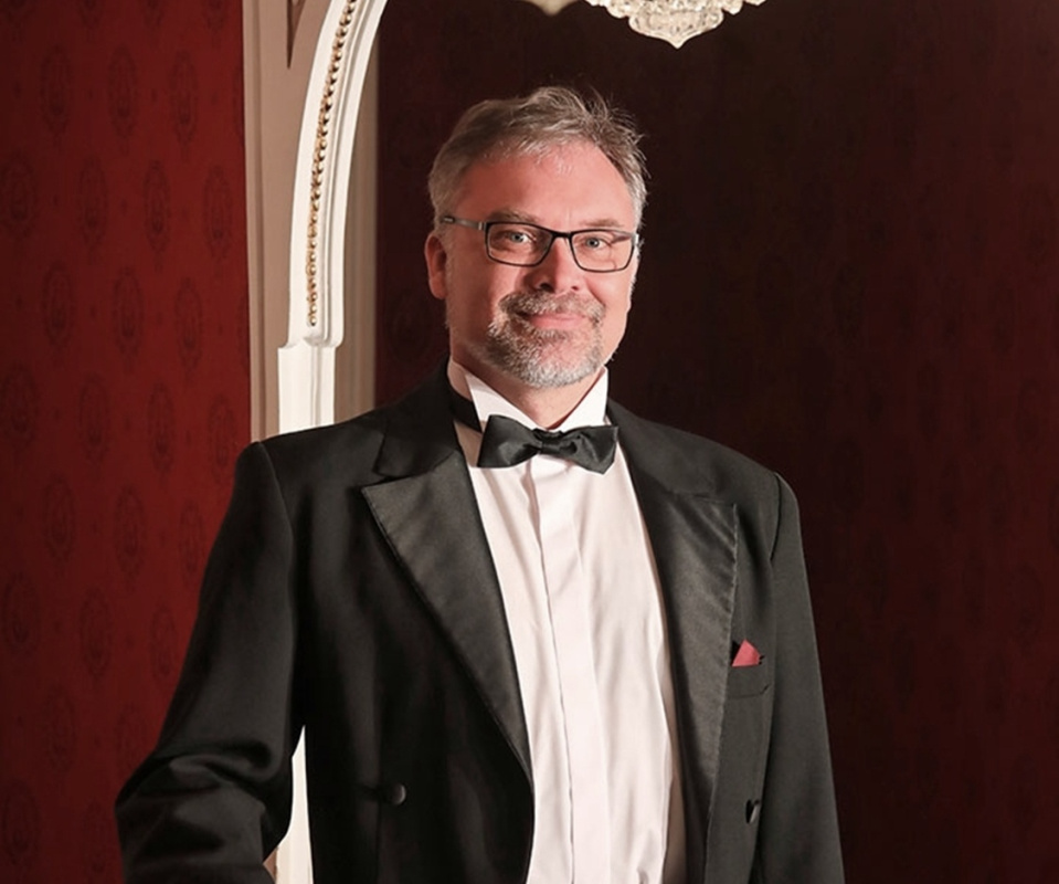 Roman Cimbál - bas