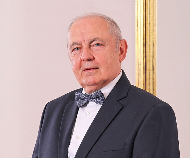 Dalibor Hrda - bas